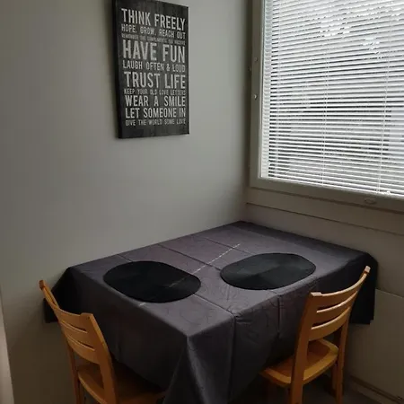 Kaarteen Yksioe Apartament