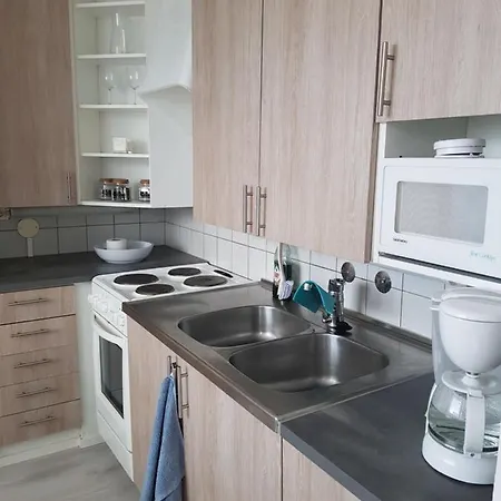 Kaarteen Yksioe 公寓