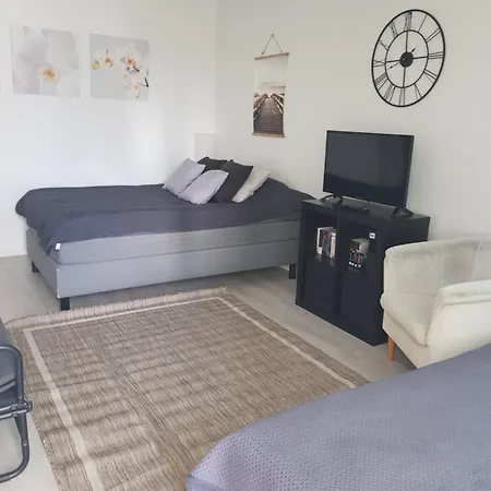 Kaarteen Yksioe Apartament Oulu